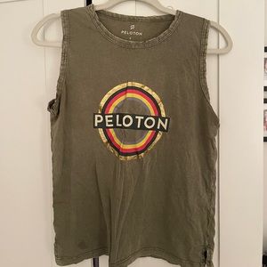 Peloton distressed tank